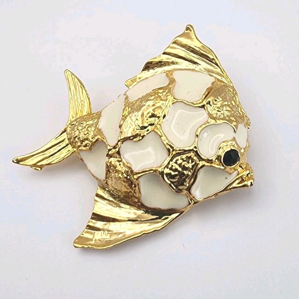 Vintage Angel Fish Gold Tone Cream Embossed Enamel Reef Tropical Vacation Brooch